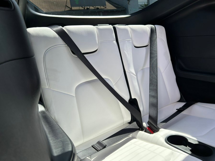 Used 2021 Tesla Model Y Long Range image 53