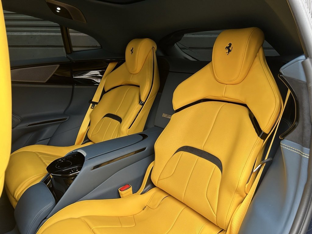 Used 2024 Ferrari Purosangue image 21