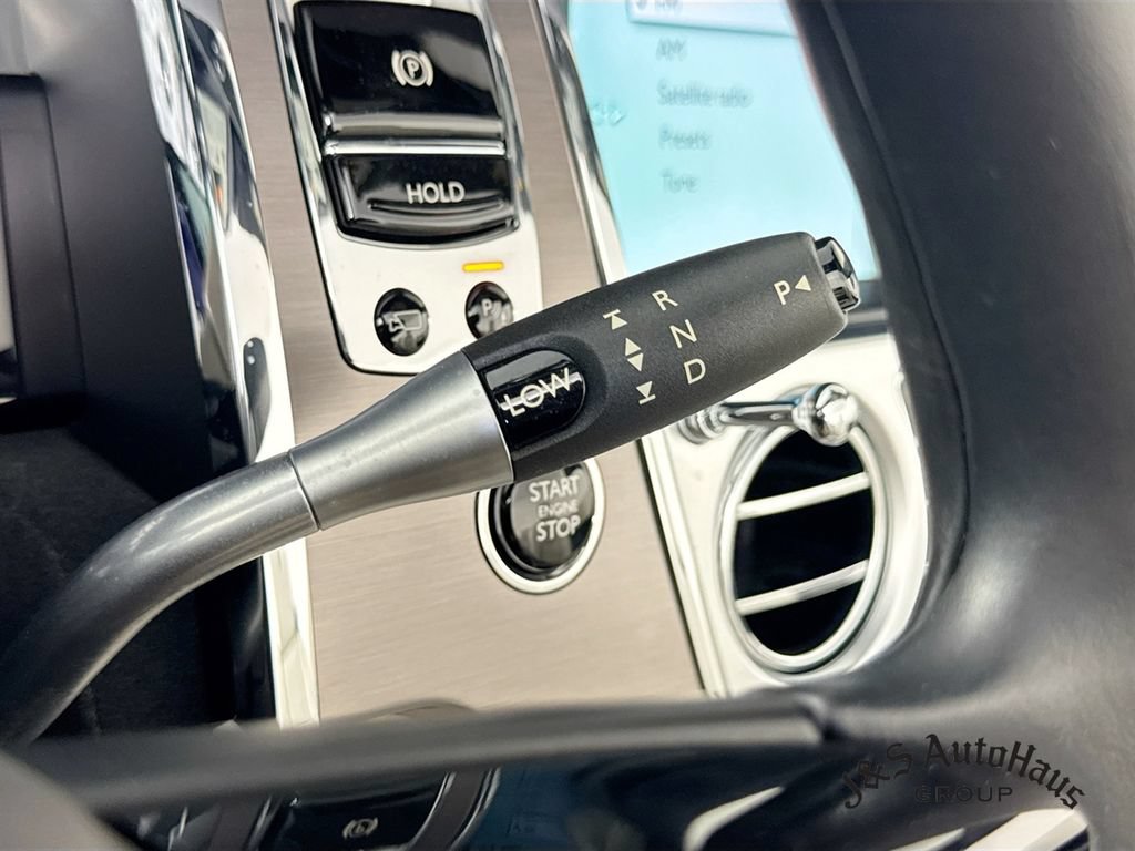 Used 2017 Rolls-Royce Dawn RWD image 22