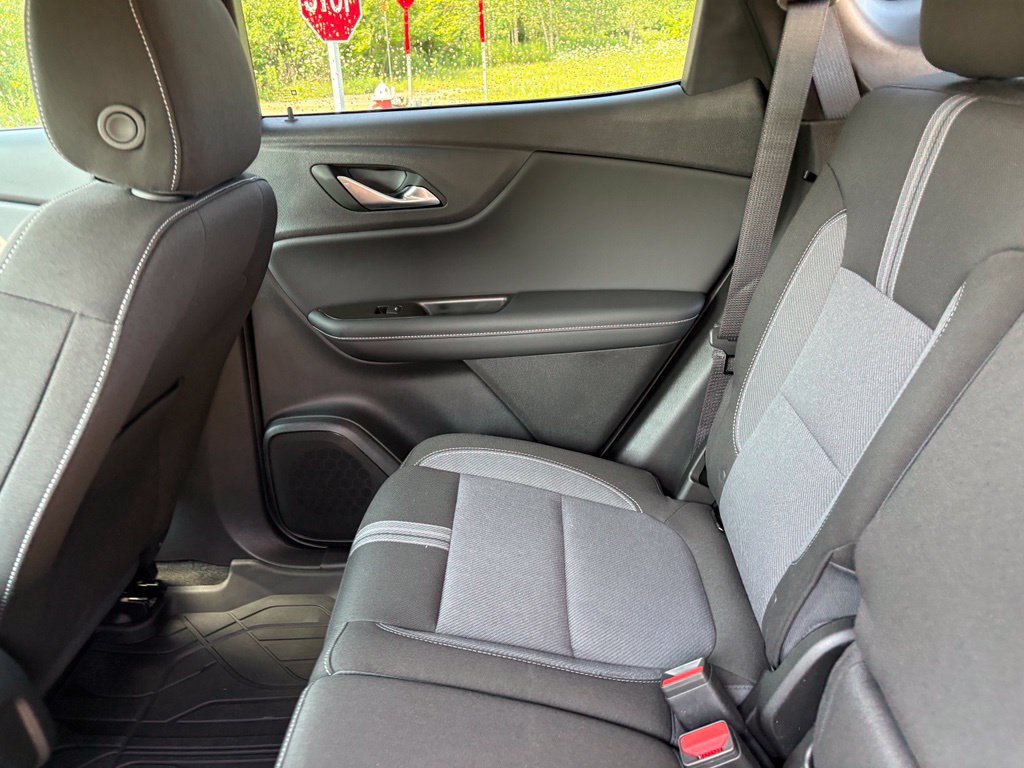 New 2026 Chevrolet Blazer LT w/ LPO, Floor Liner Package FWD image 39