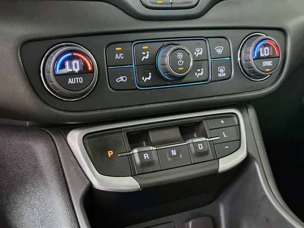 Used 2022 GMC Terrain SLT AWD/4WD image 18