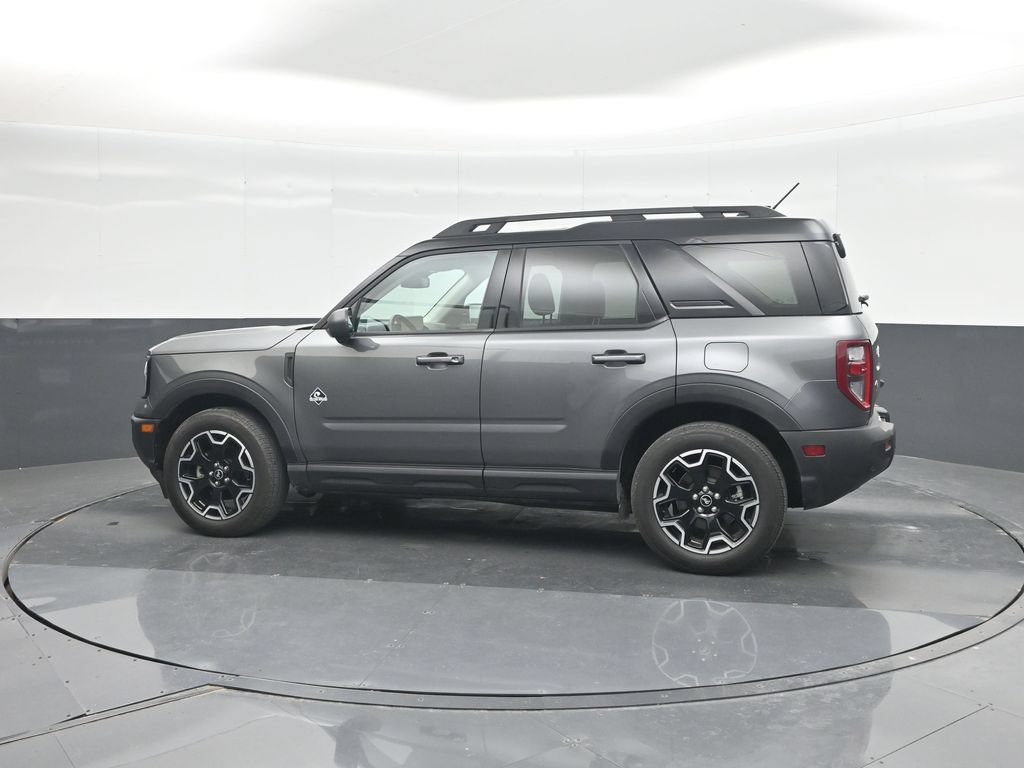 Certified 2025 Ford Bronco Sport Outer Banks w/ Outer Banks Tech Package+ AWD/4WD image 28