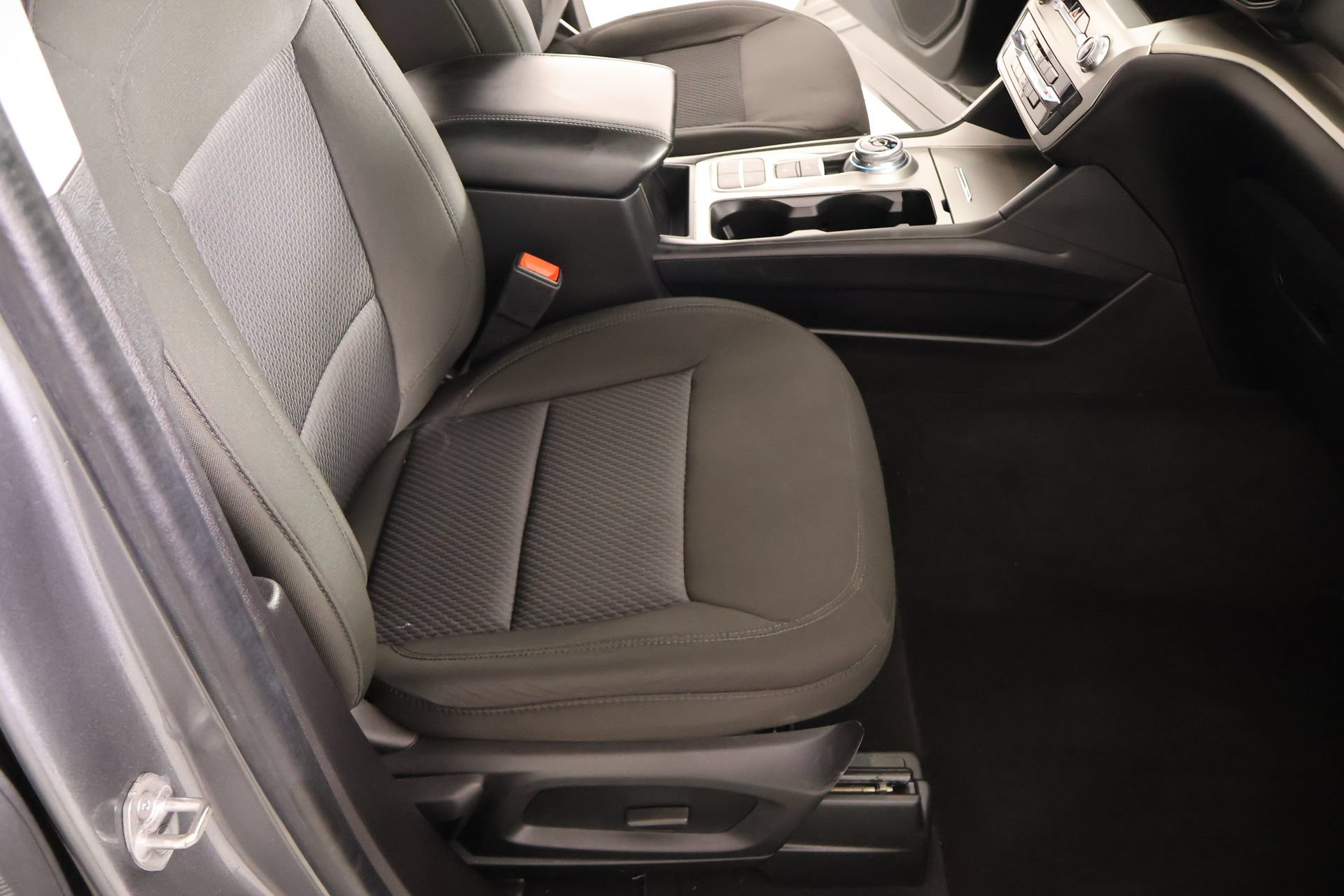 Used 2022 Ford Explorer XLT RWD image 14
