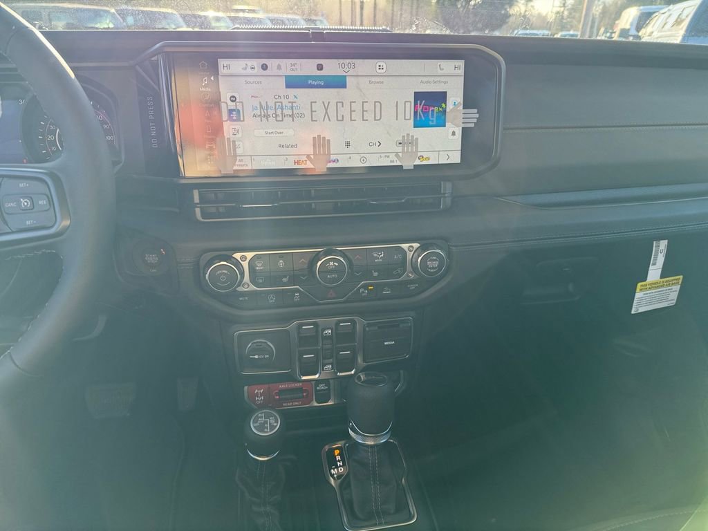 New 2026 Jeep Gladiator Mojave image 15