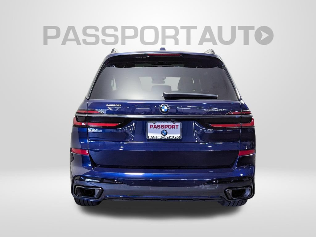 Used 2026 BMW X7 xDrive40i w/ M Sport Package AWD/4WD image 6