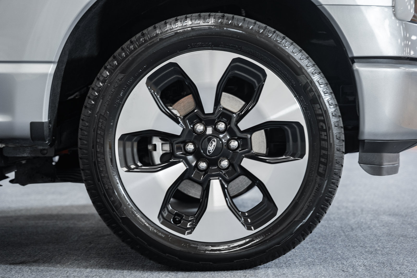 Certified 2025 Ford F150 Lightning Platinum AWD/4WD image 22