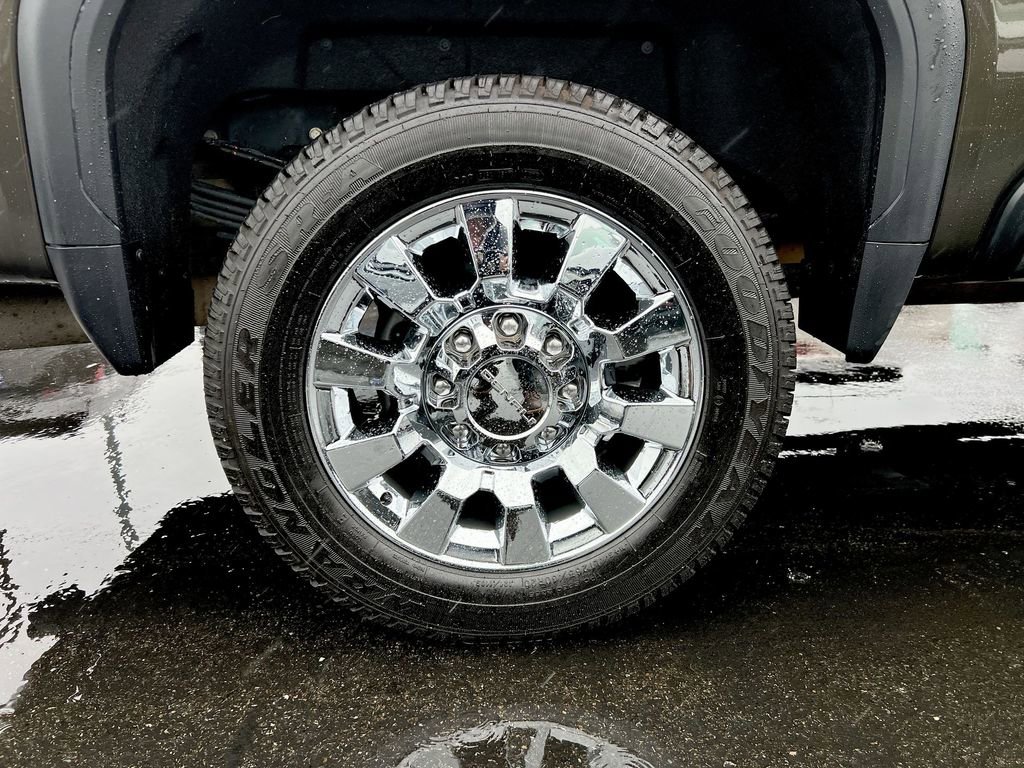 Used 2022 GMC Sierra 3500 Denali image 26