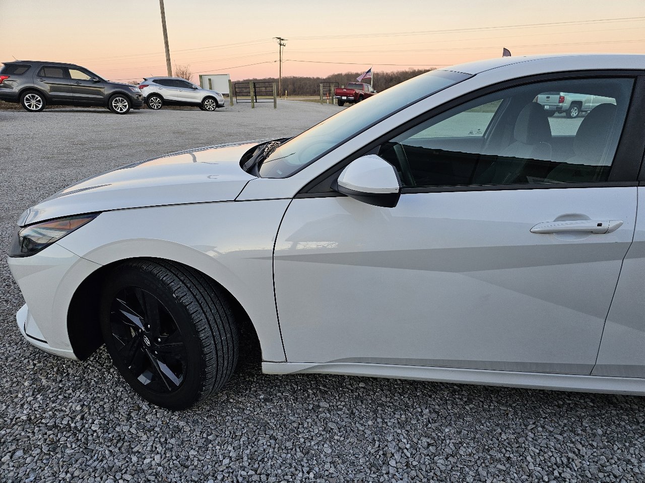 Used 2022 Hyundai Elantra SEL image 4