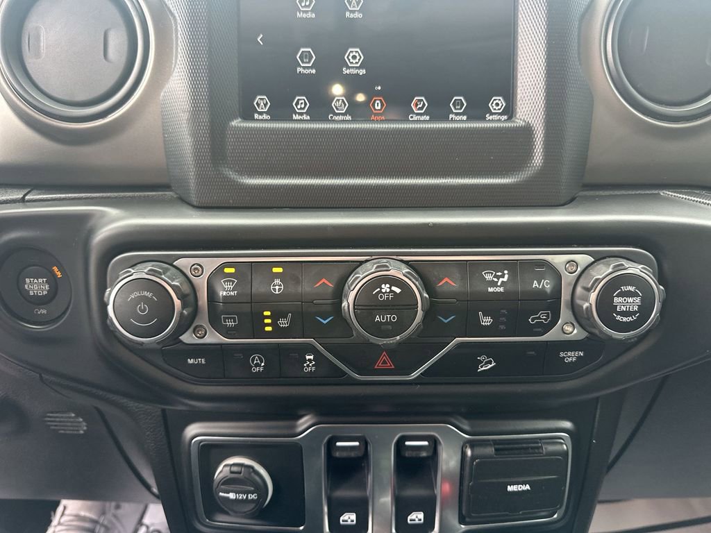 Used 2020 Jeep Wrangler Sport image 24