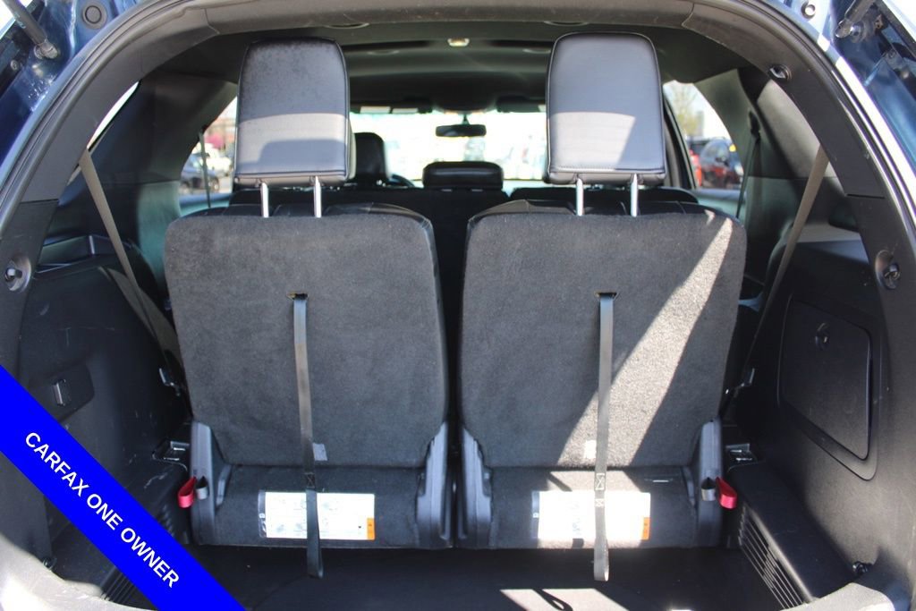 Used 2016 Ford Explorer XLT w/ Equipment Group 202A image 11