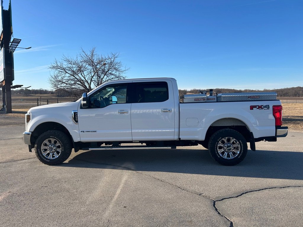 Used 2018 Ford F250 XLT w/ XLT Premium Package image 8