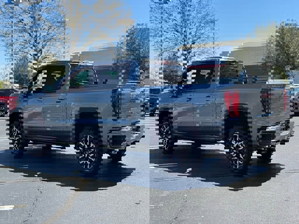 Used 2021 GMC Sierra 1500 AT4 w/ AT4 Value Package image 12