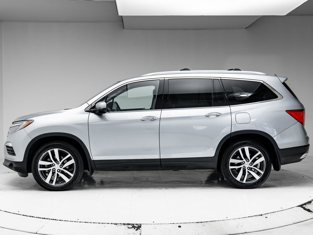 Used 2018 Honda Pilot Elite image 2