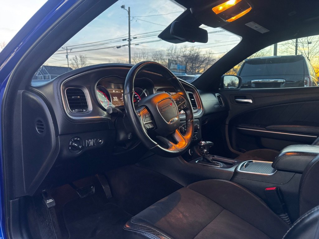 Used 2019 Dodge Charger Scat Pack w/ Technology Group image 27