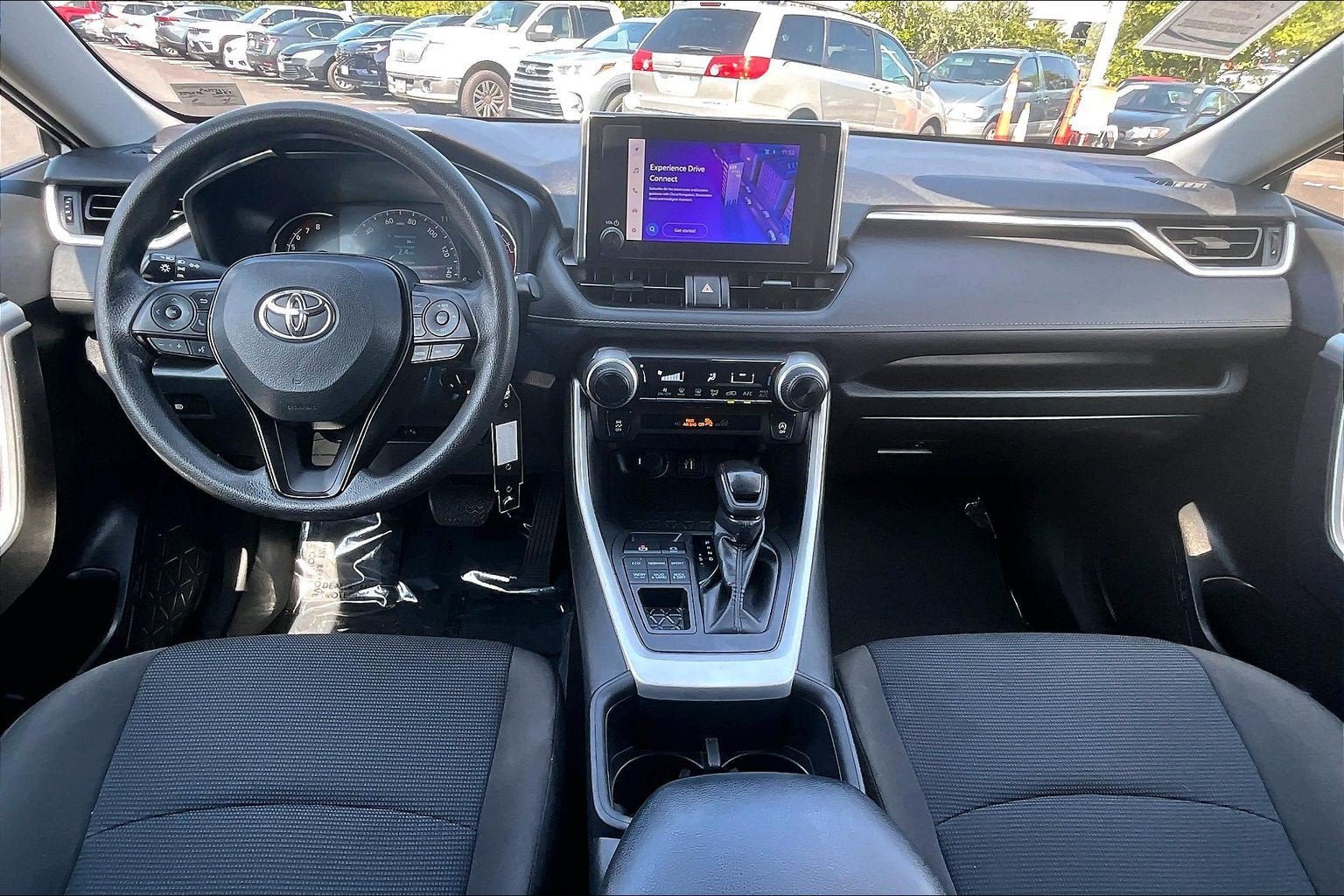 Used 2023 Toyota RAV4 LE AWD/4WD image 14