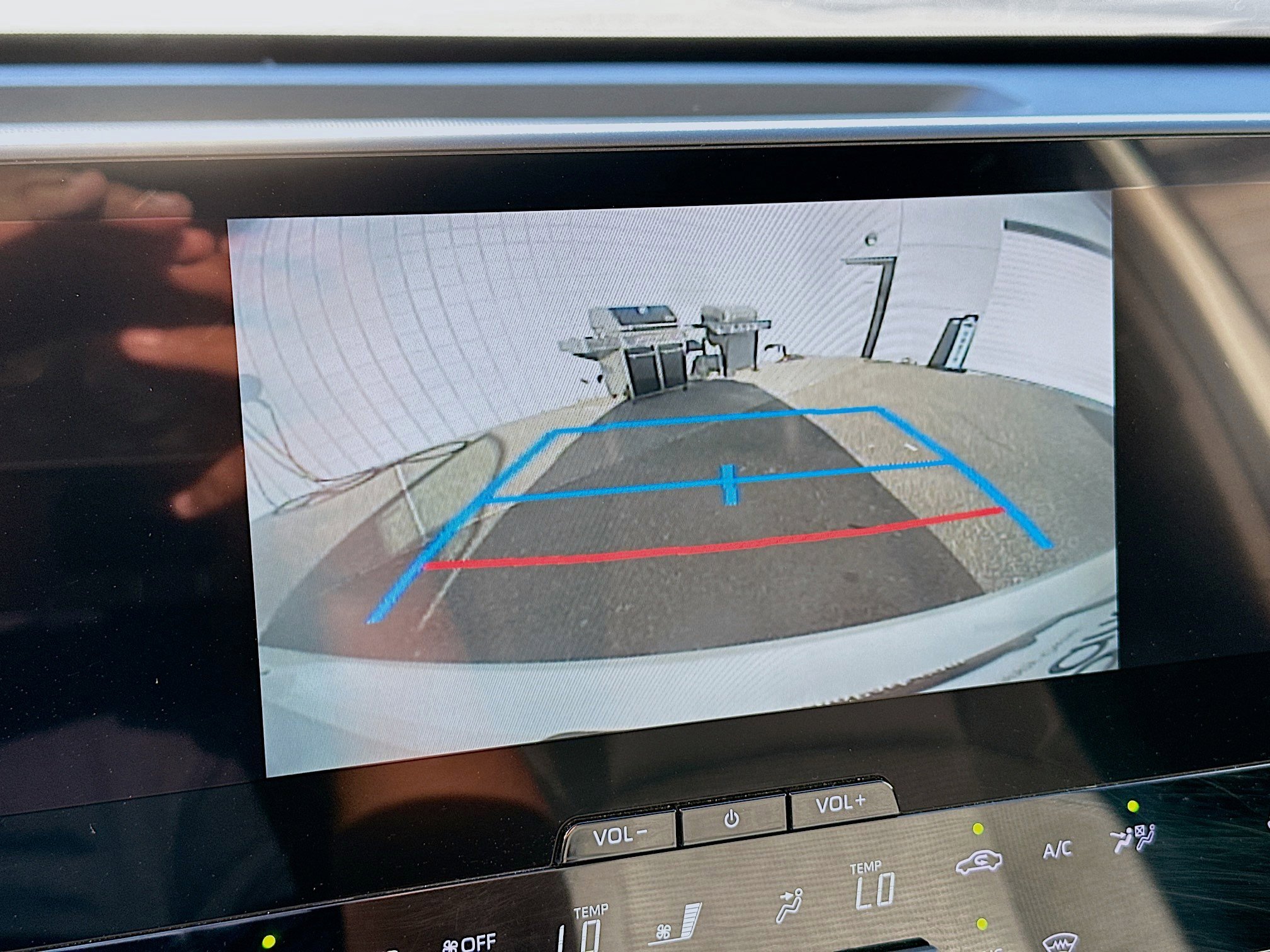 Used 2024 Toyota bZ4X XLE w/ Weather Package image 22