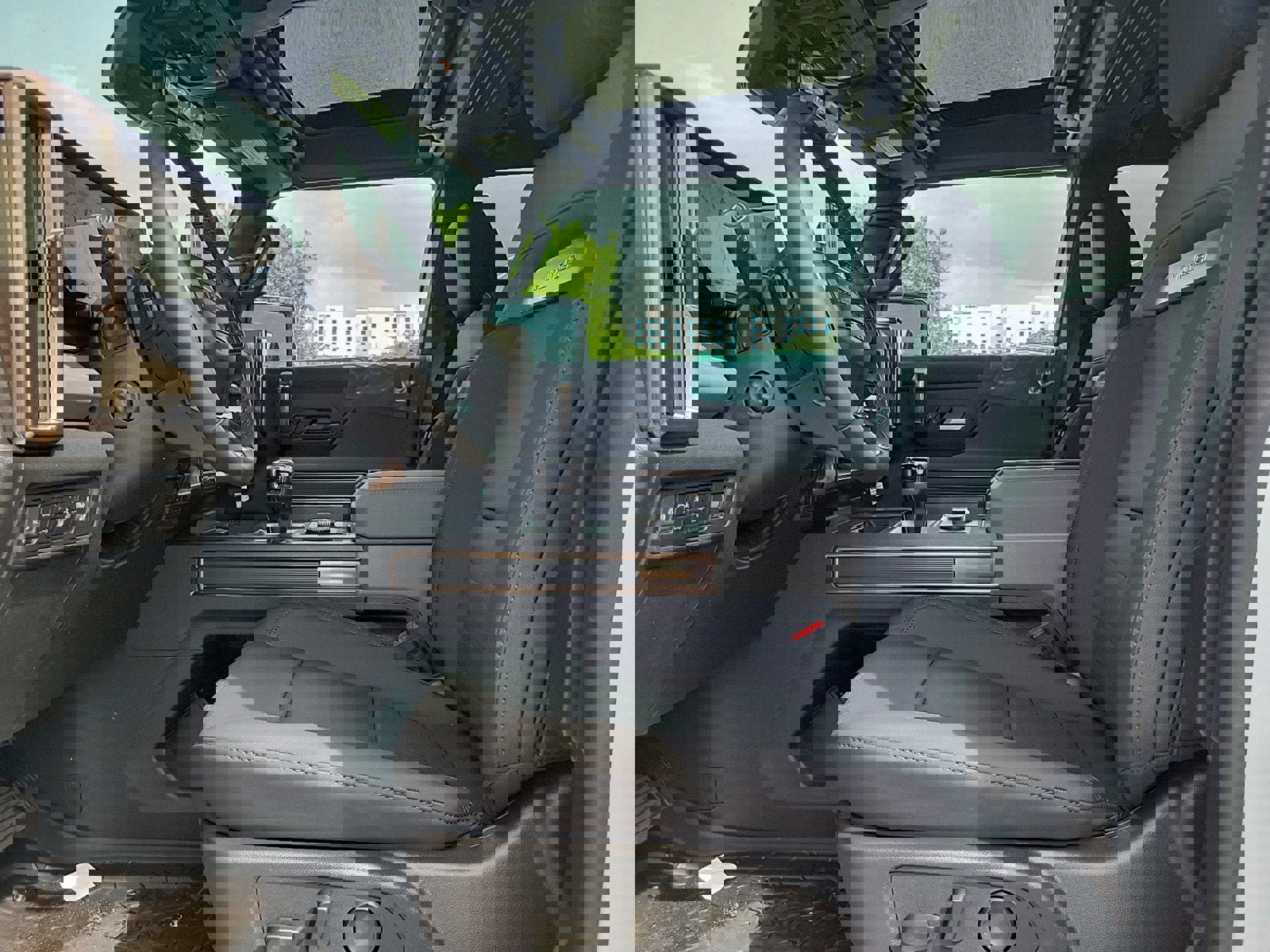 New 2025 GMC Hummer EV 2X w/ Extreme Off-Road Package image 7