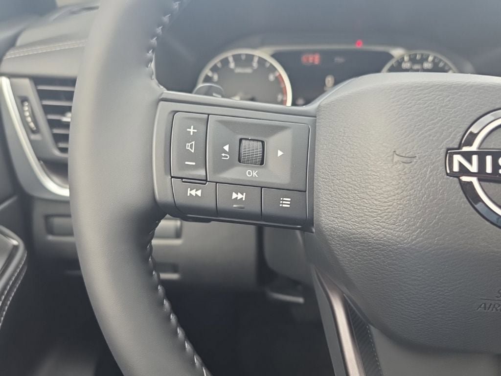 New 2026 Nissan Rogue SV image 21
