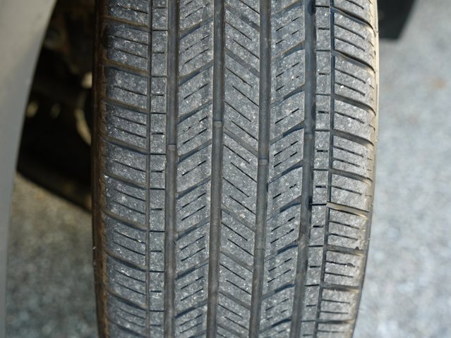 Used 2024 Volkswagen Taos SE image 29