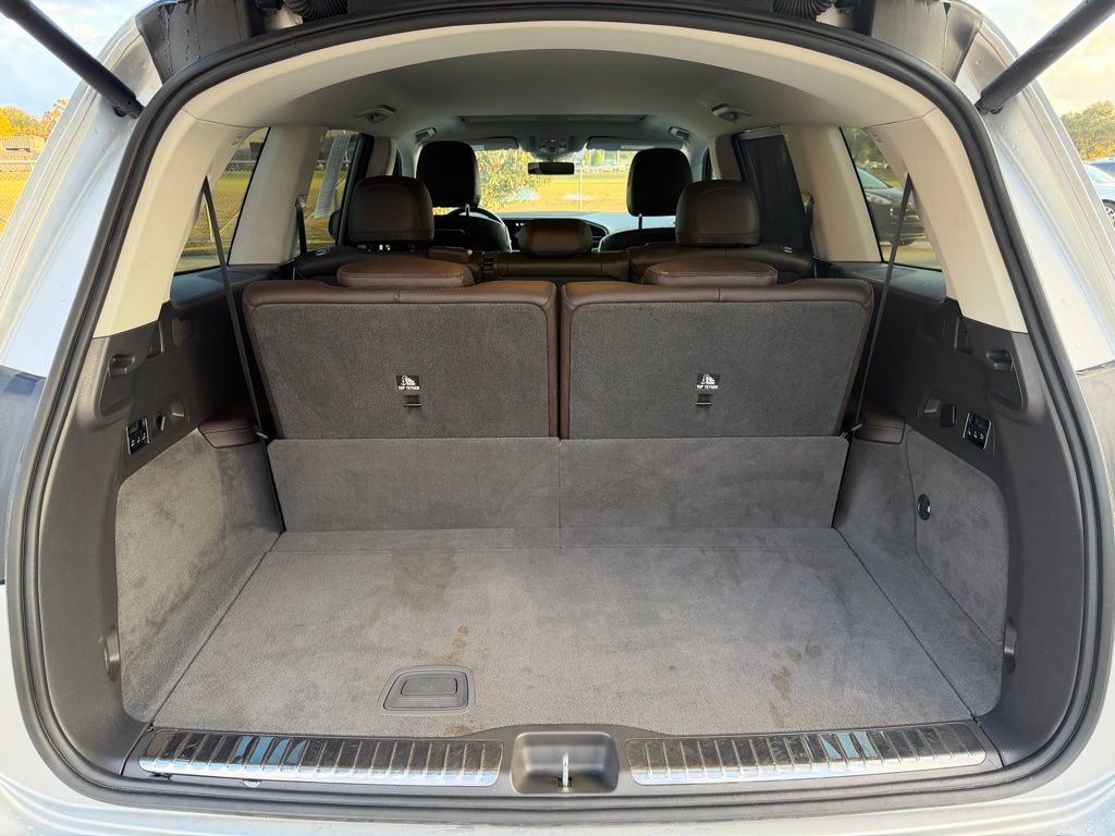 Used 2020 Mercedes-Benz GLS 450 4MATIC image 10