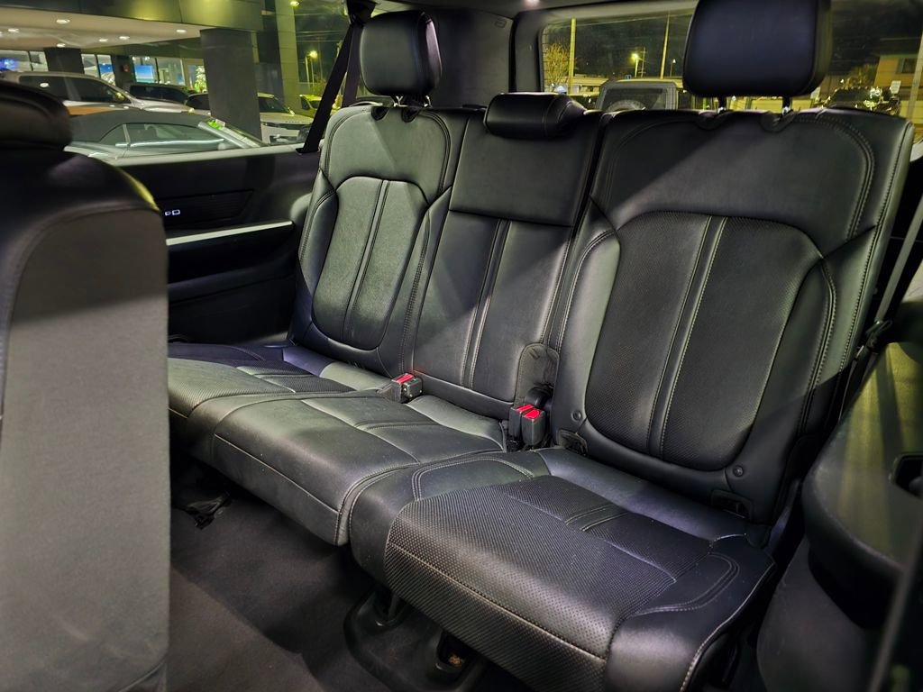 Used 2023 Jeep Wagoneer L Series III w/ Preferred Equipment Group image 35