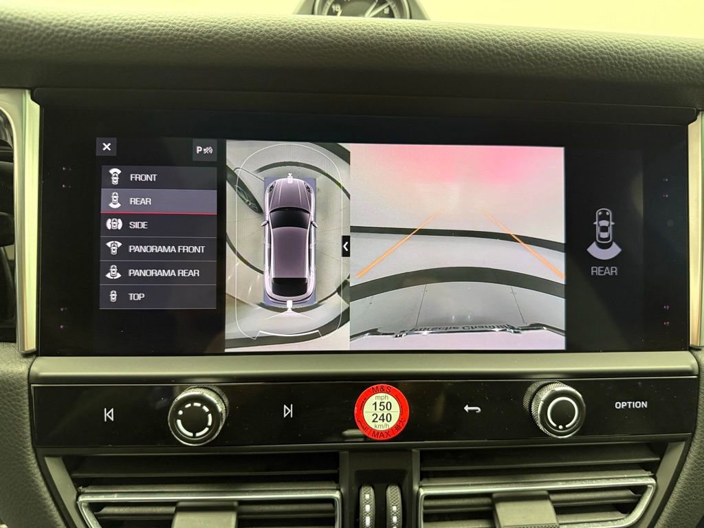 Used 2024 Porsche Macan image 15