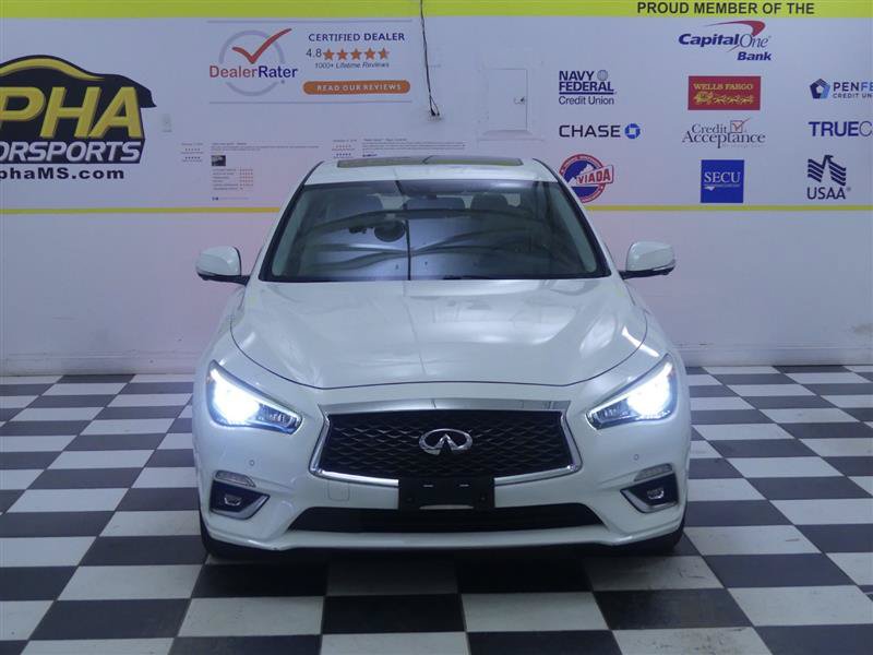 Used 2018 INFINITI Q50 Luxe w/ Essential Package (3.0T Luxe) AWD/4WD image 2