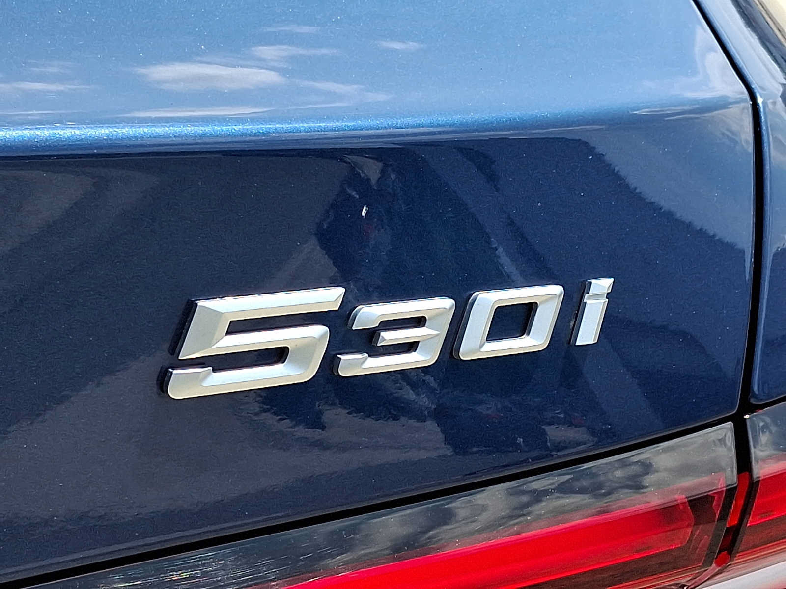 Used 2024 BMW 530i xDrive w/ Premium Package AWD/4WD image 31