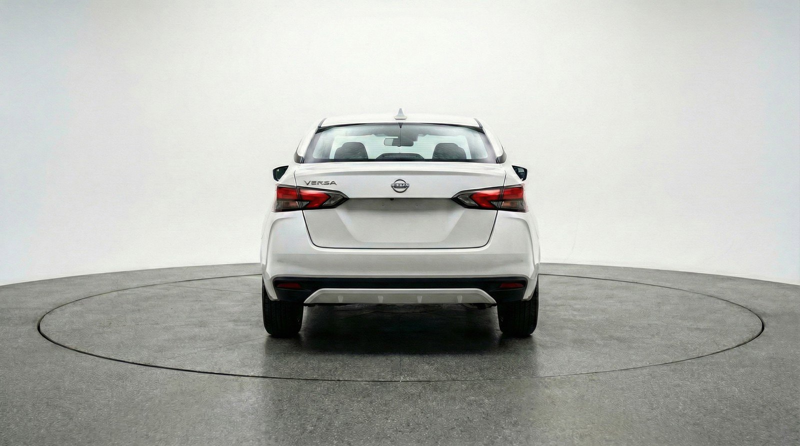 Used 2025 Nissan Versa SV FWD image 7