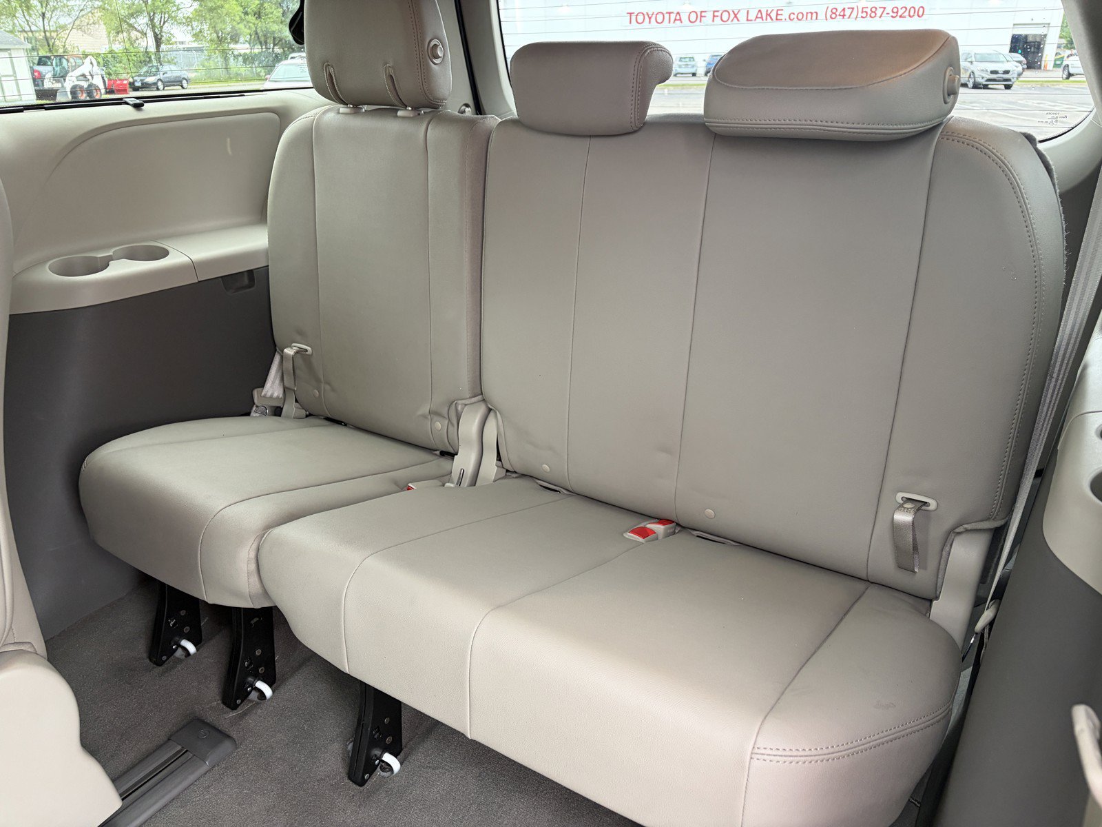 Used 2020 Toyota Sienna XLE w/ XLE Navigation Package AWD/4WD image 10