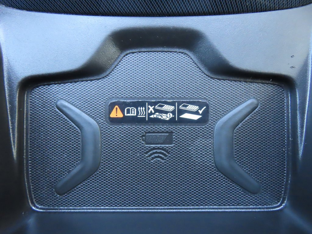 Used 2021 Chevrolet Colorado Z71 w/ Safety Package image 11