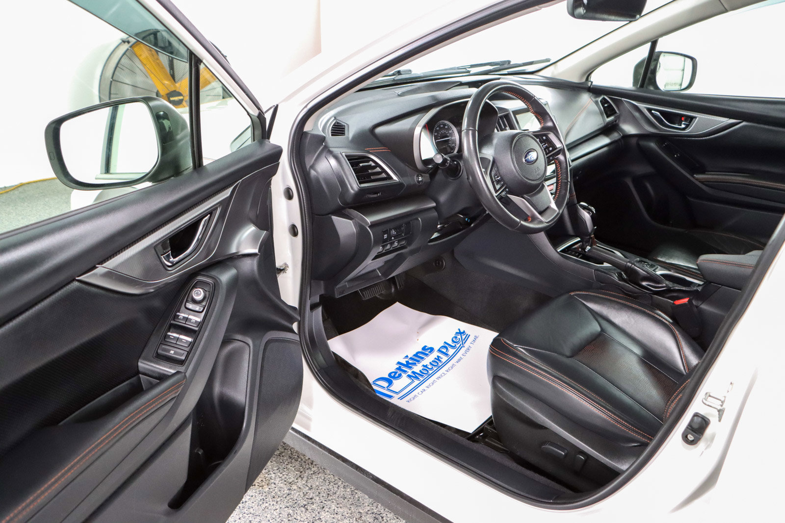 Used 2023 Subaru Crosstrek 2.5i Limited w/ Moonroof Package AWD/4WD image 3