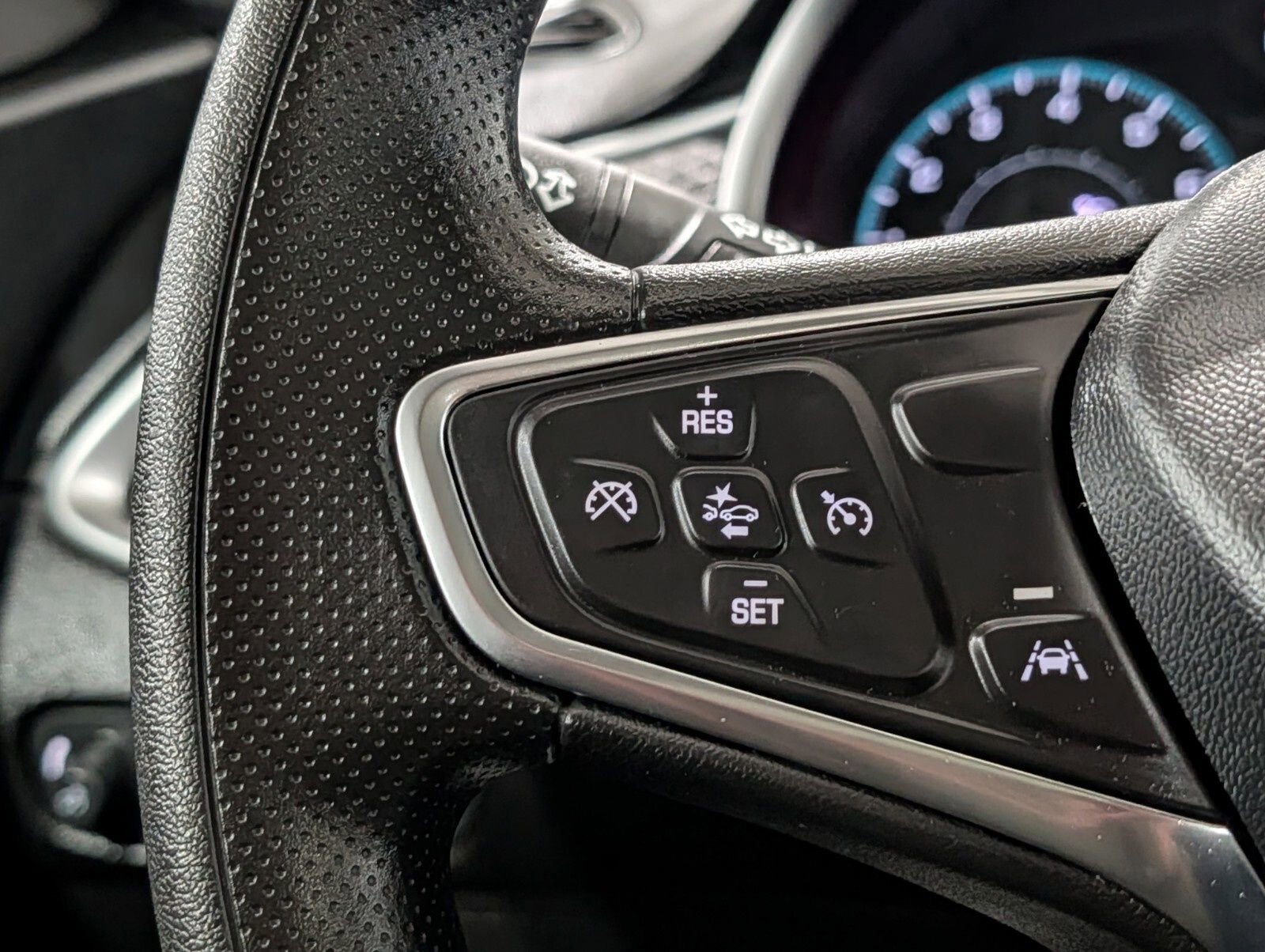 Used 2023 Chevrolet Malibu LT image 27