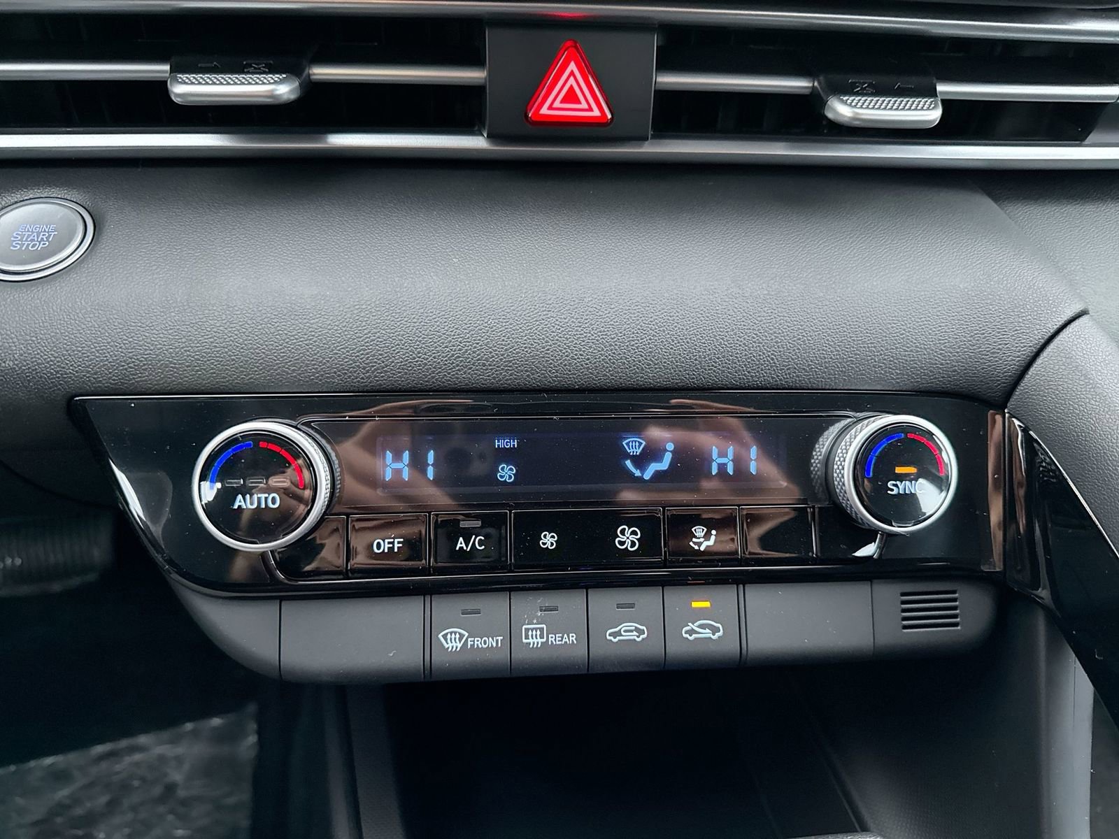 New 2026 Hyundai Elantra Blue image 19