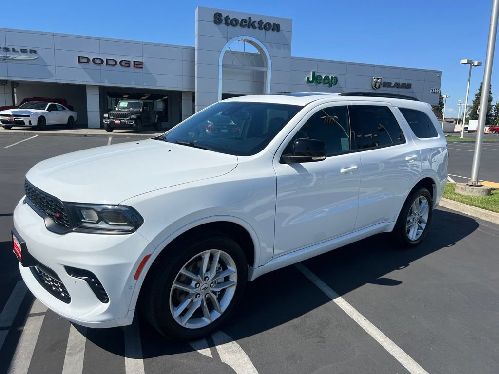 Used 2025 Dodge Durango GT AWD/4WD image 6