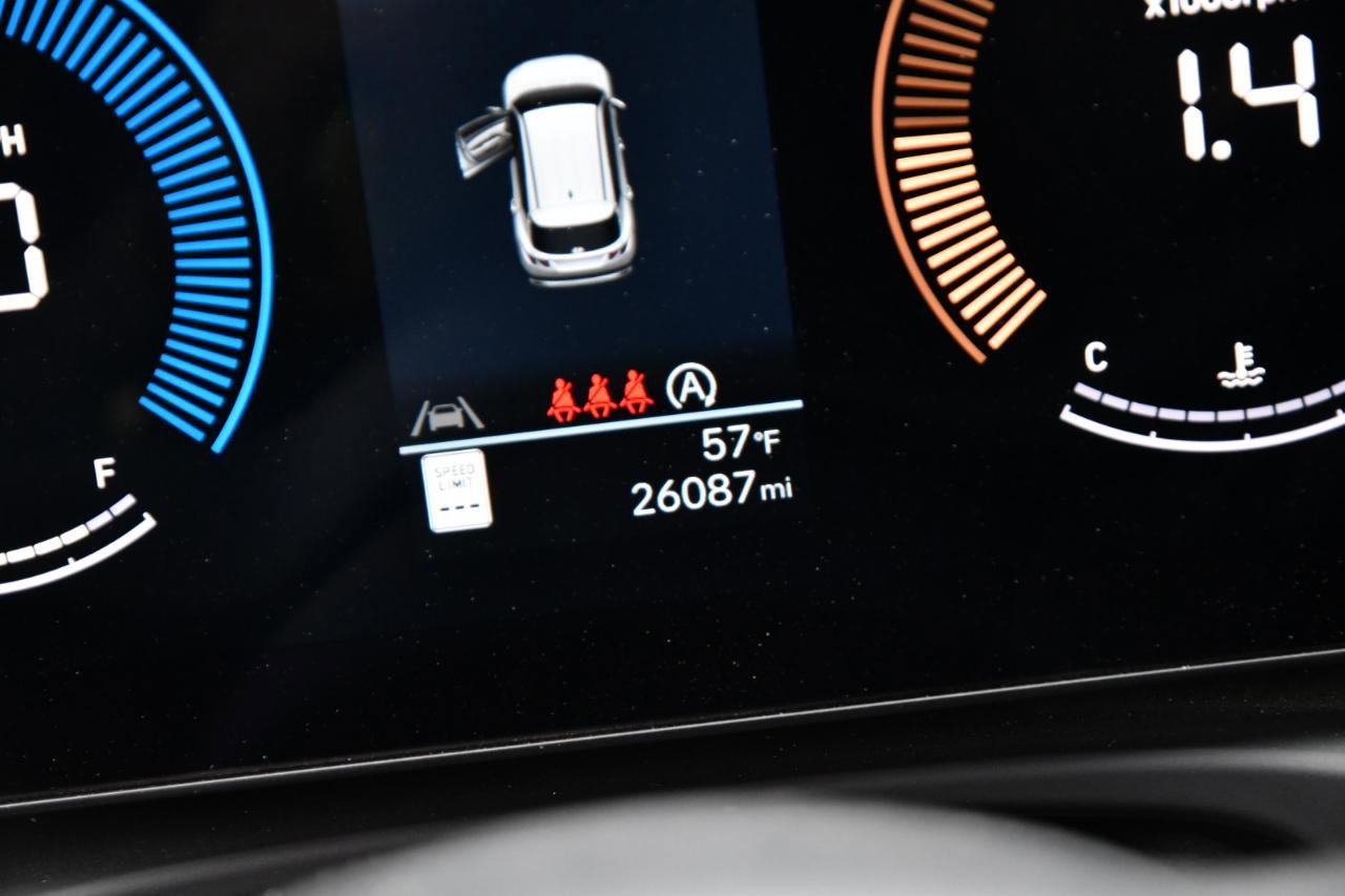 Used 2025 Hyundai Tucson SEL image 11
