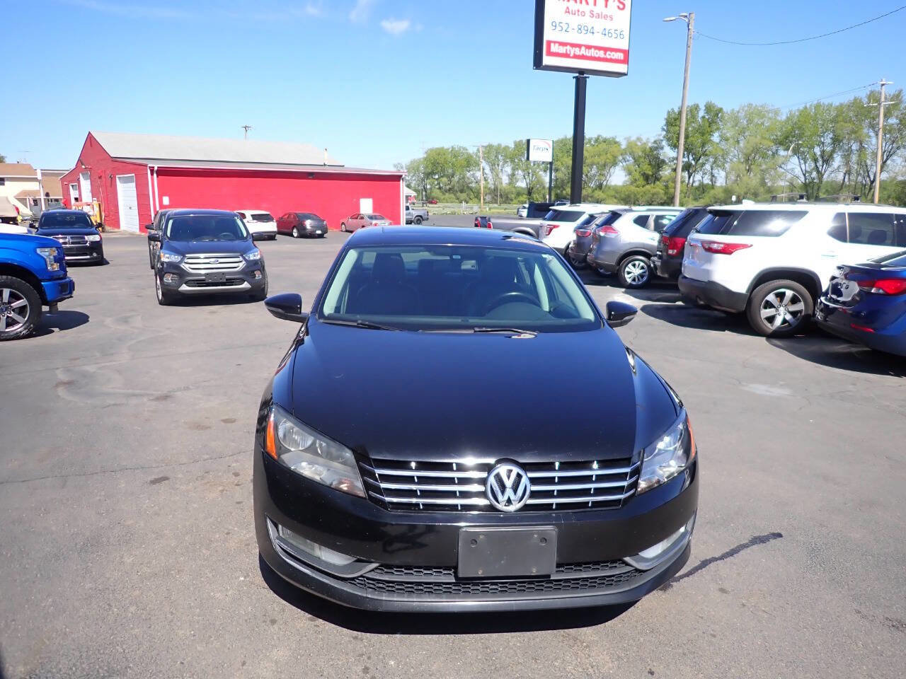 Used 2012 Volkswagen Passat 2.5 SEL FWD image 2