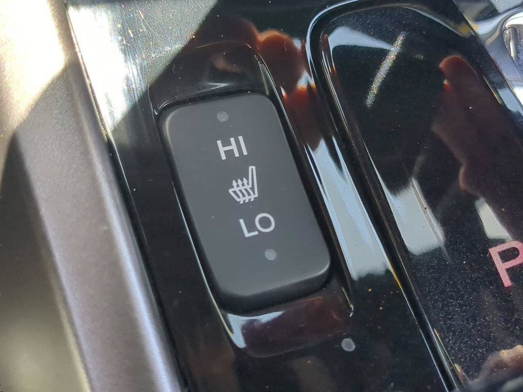 Used 2016 Honda Accord Touring image 21