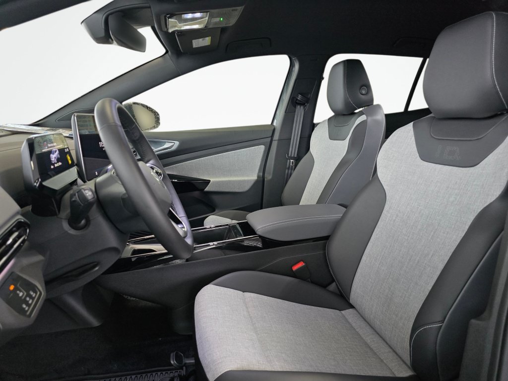 New 2026 Volkswagen ID.4 Pro AWD/4WD image 16