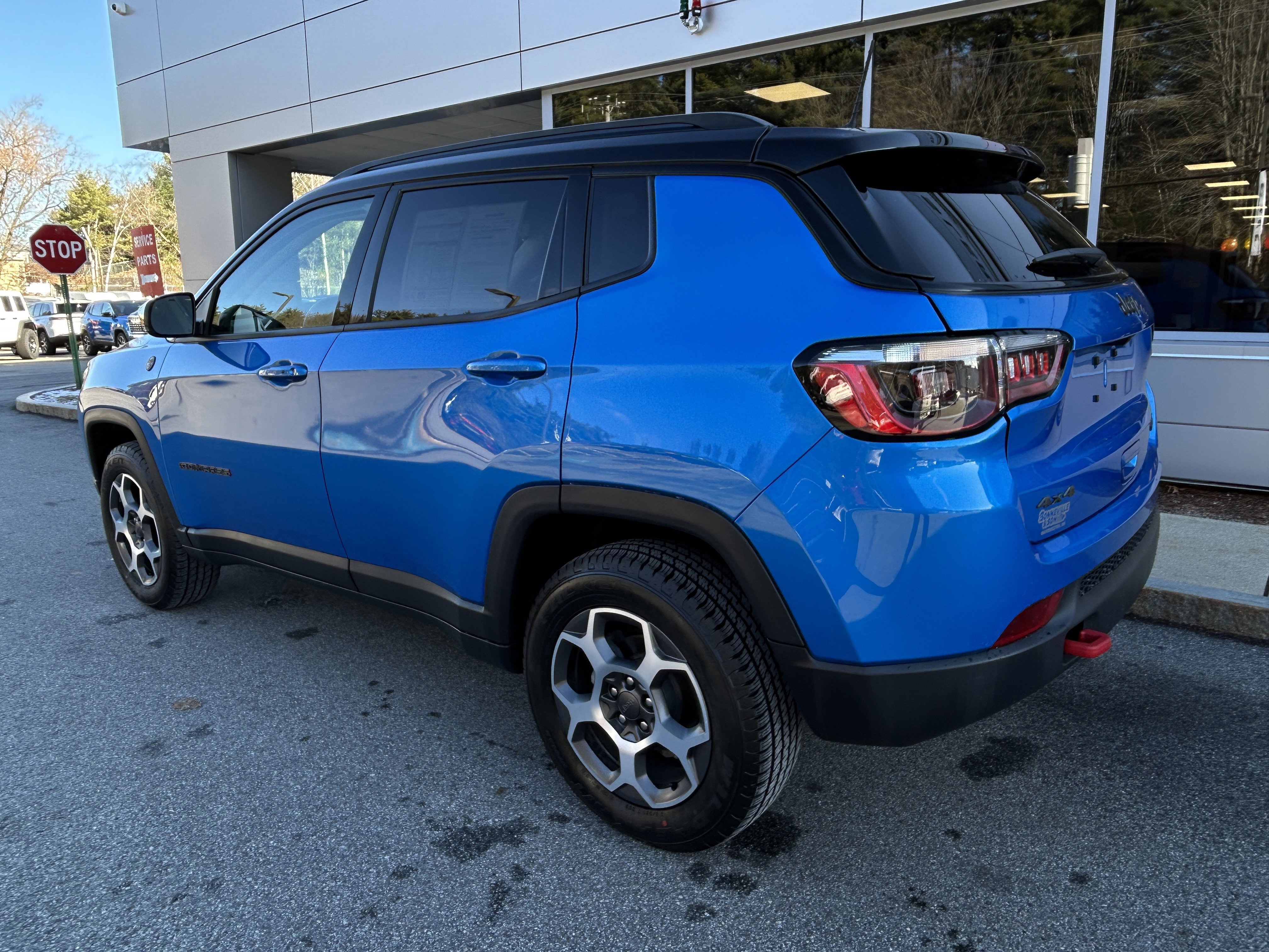 Certified 2022 Jeep Compass Trailhawk w/ Trailhawk Convenience Group AWD/4WD image 6
