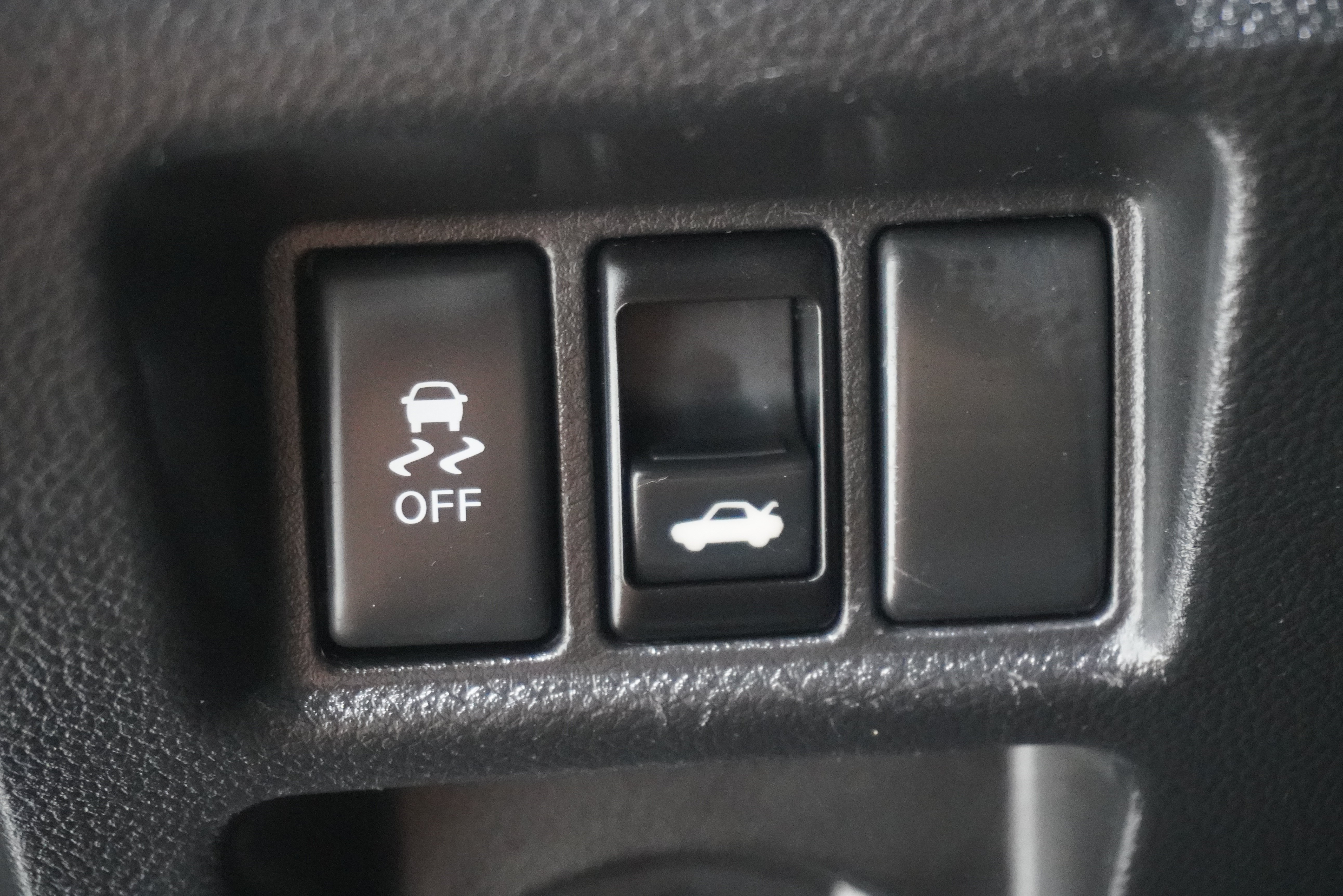 Used 2011 INFINITI G25 RWD image 18