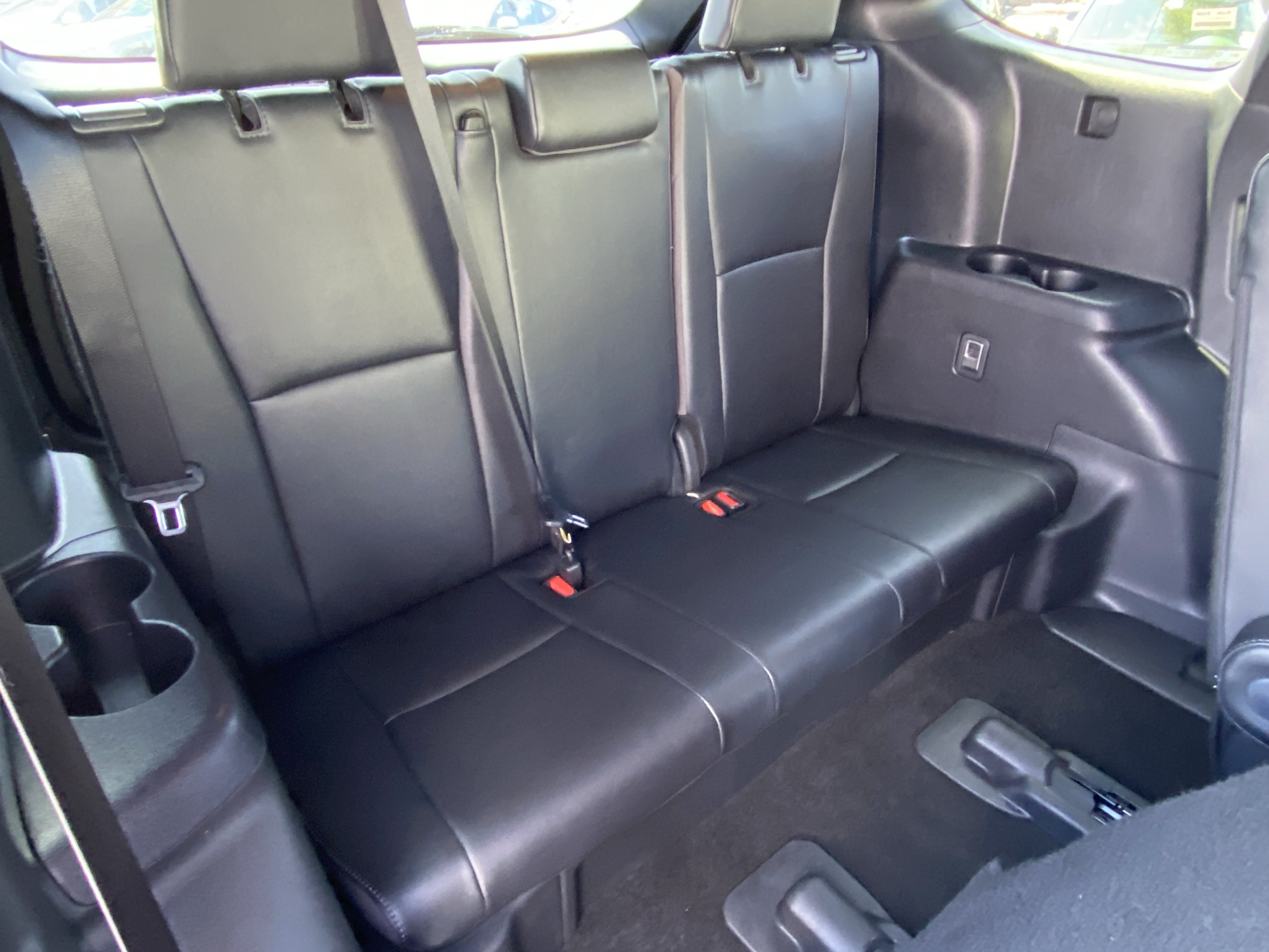 Used 2025 Toyota Highlander XSE AWD/4WD image 12