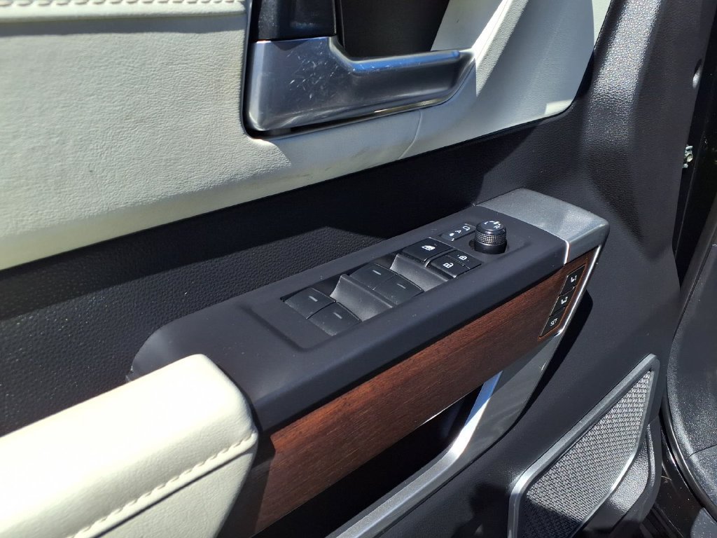 Used 2023 Toyota Tundra Capstone AWD/4WD image 19