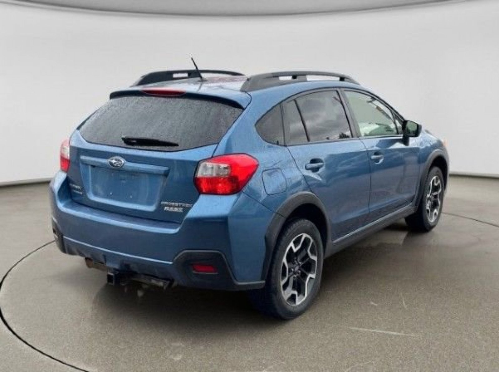 Used 2017 Subaru Crosstrek 2.0i Premium image 9