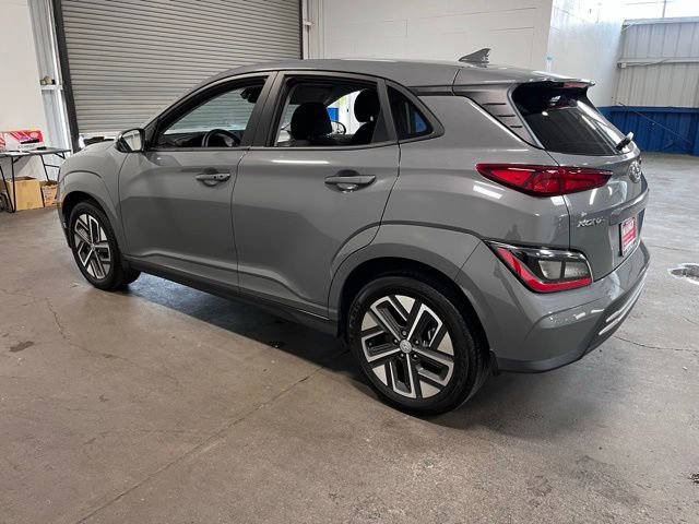 Used 2023 Hyundai Kona SE FWD image 5