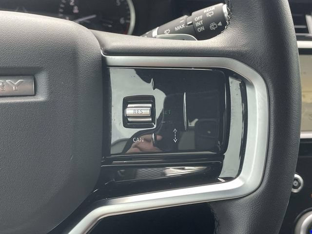 Used 2023 Land Rover Discovery Sport SE R-Dynamic AWD/4WD image 34