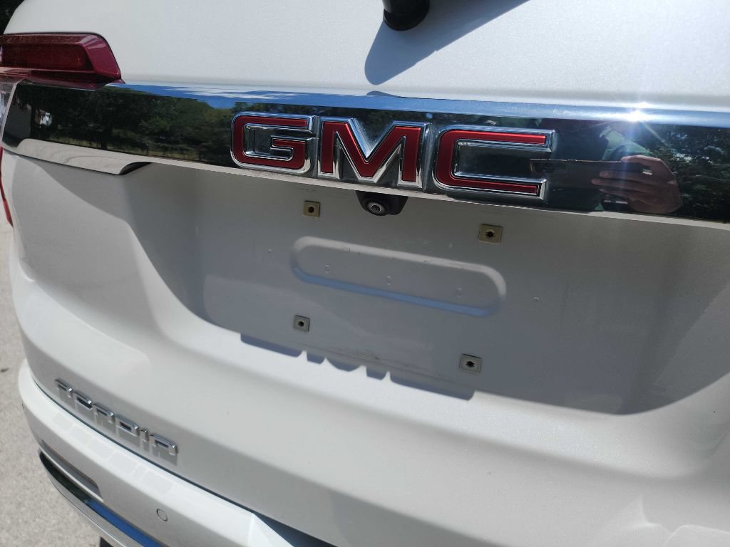 Used 2021 GMC Acadia Denali AWD/4WD image 10