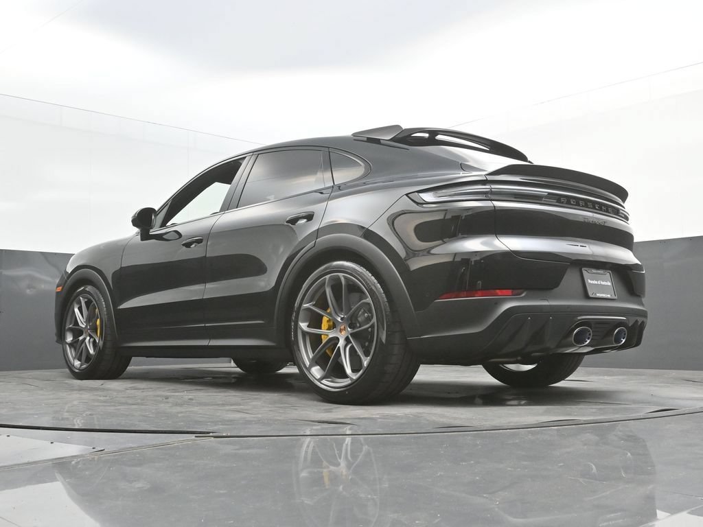 New 2026 Porsche Cayenne Turbo GT AWD/4WD image 40