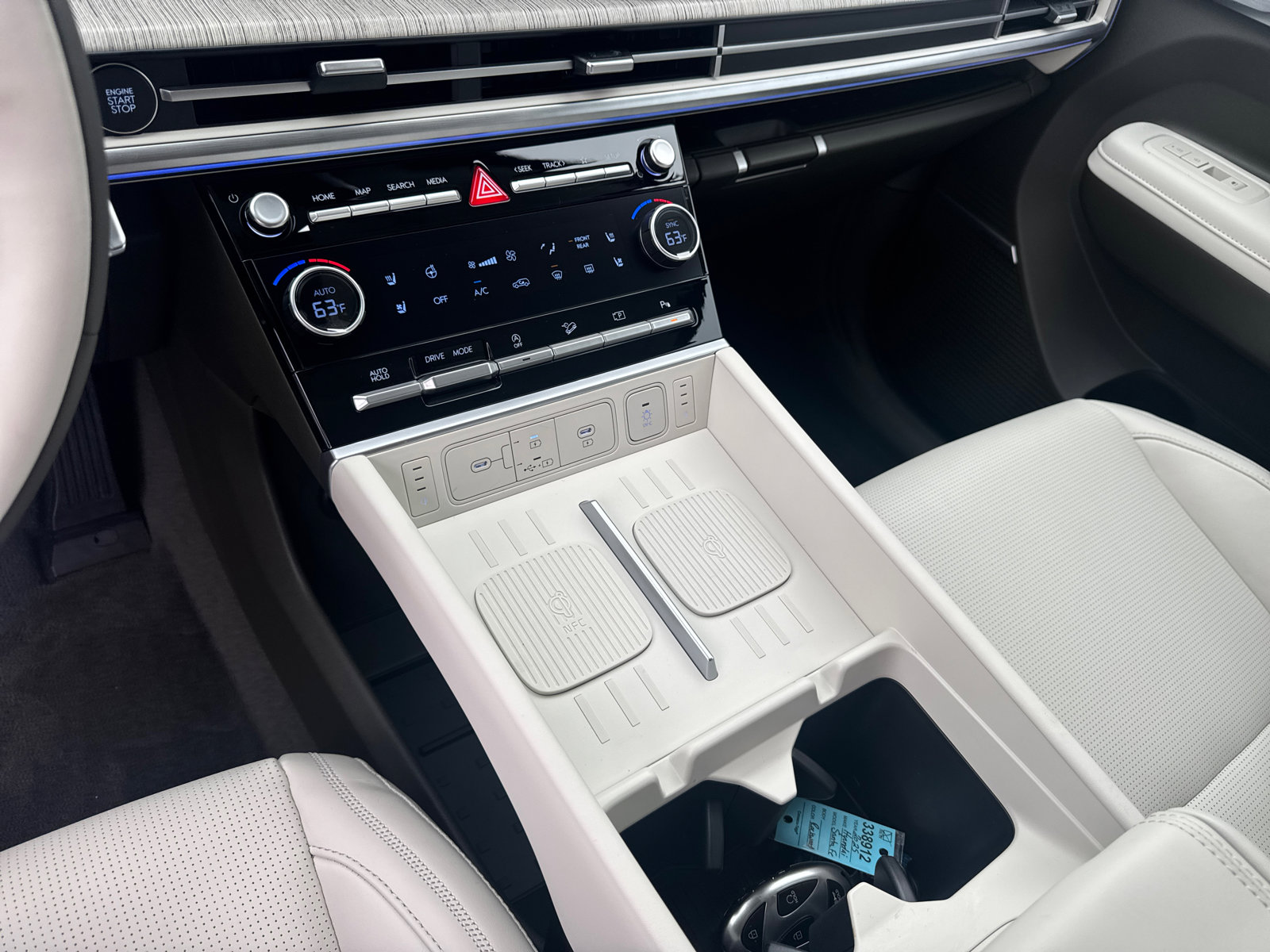 New 2025 Hyundai Santa Fe Calligraphy image 22