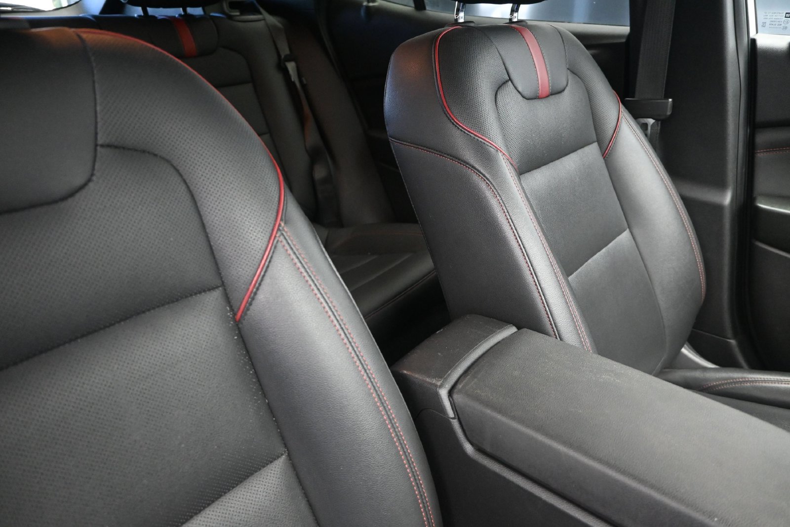 Certified 2024 Chevrolet Trax RS FWD image 25